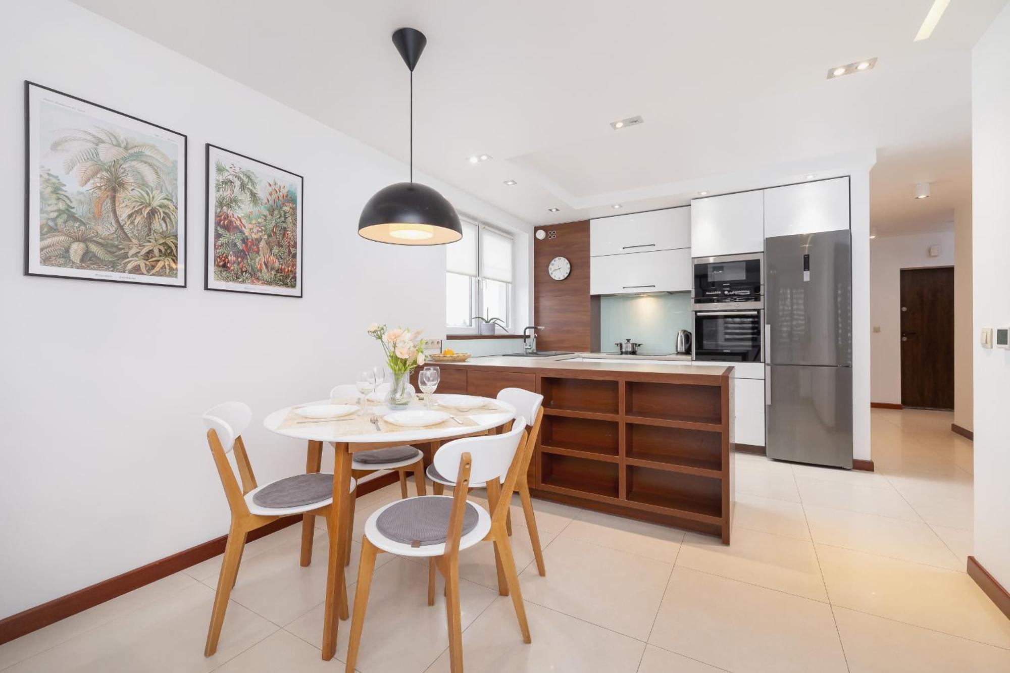 Dworska Modern Apartment In Zabrze By Rent Like Home Kültér fotó