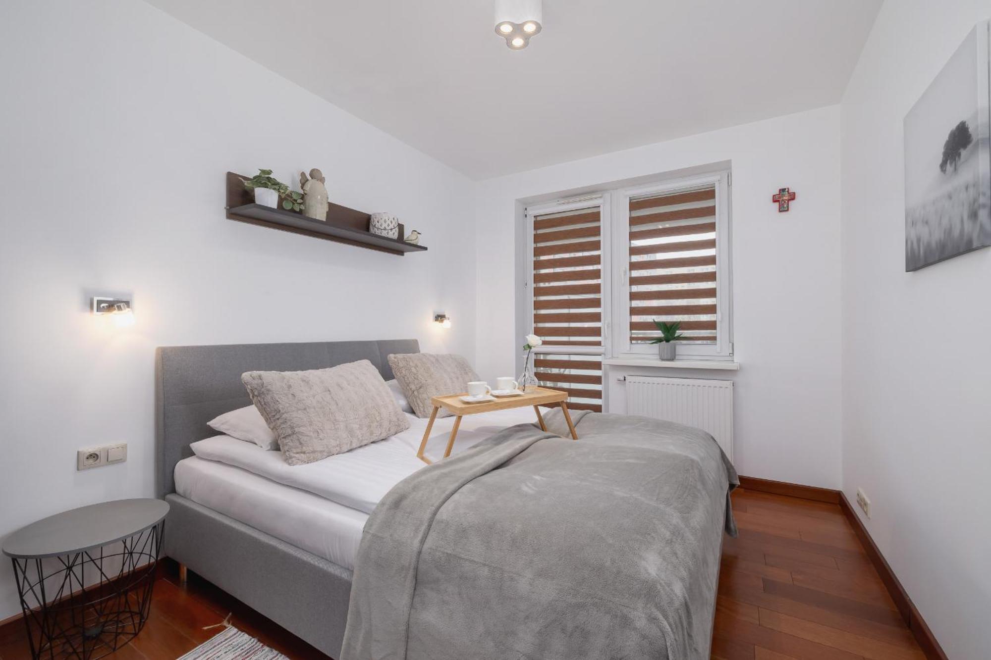 Dworska Modern Apartment In Zabrze By Rent Like Home Kültér fotó