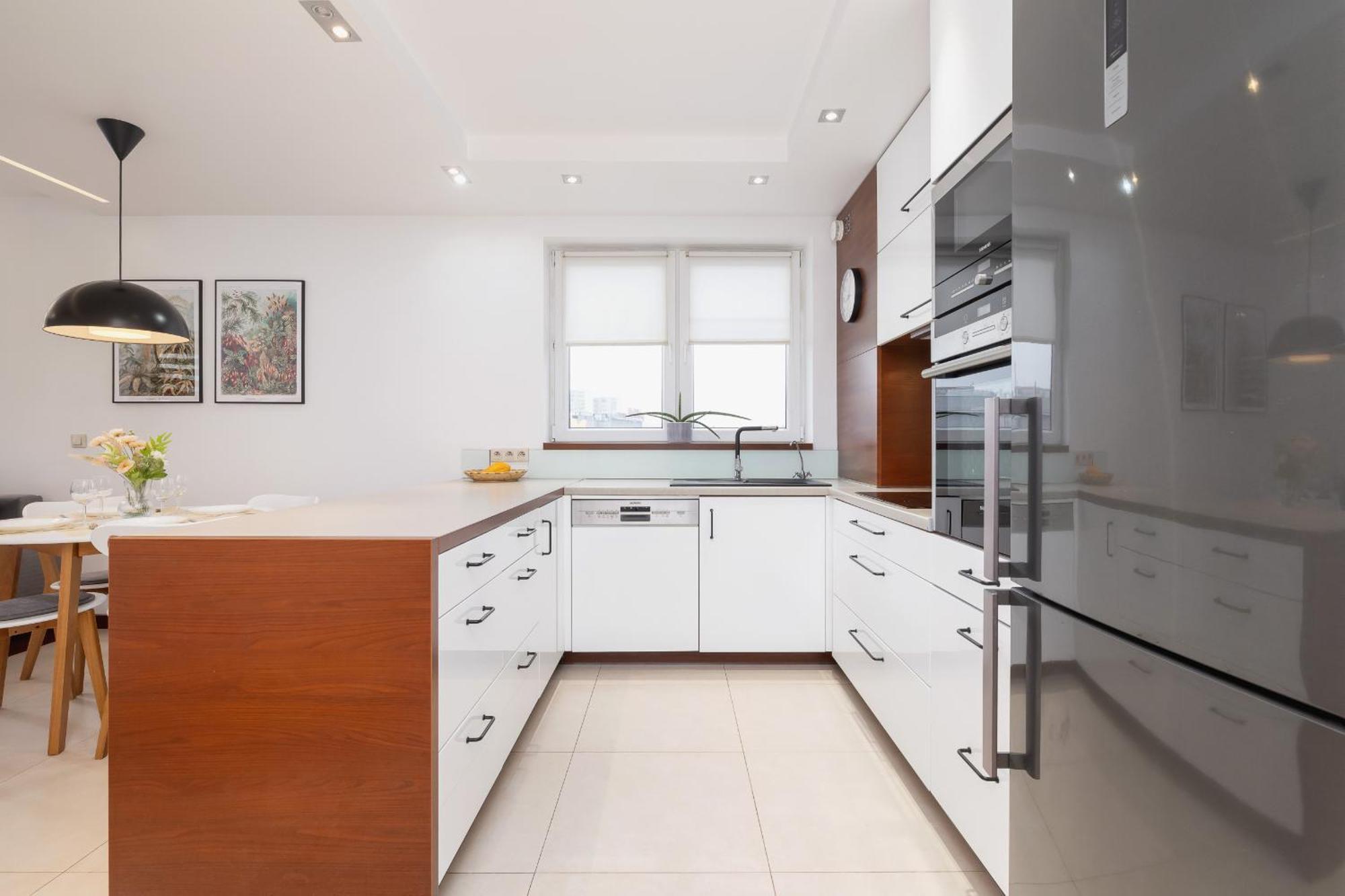 Dworska Modern Apartment In Zabrze By Rent Like Home Kültér fotó